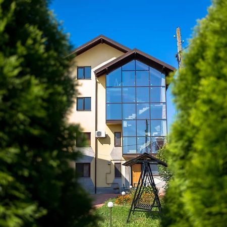 Casa Topazz Târgu Jiu Εξωτερικό φωτογραφία