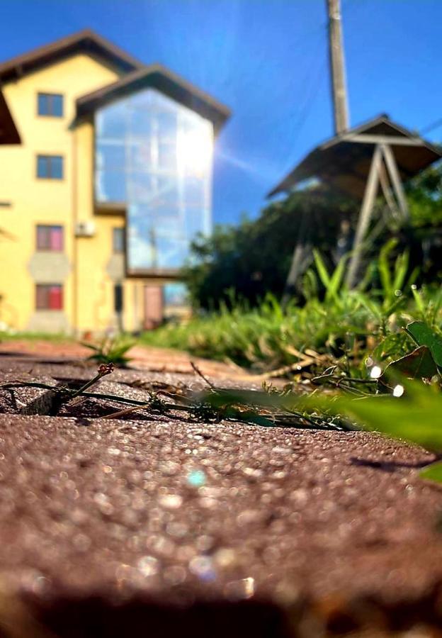 Casa Topazz Târgu Jiu Εξωτερικό φωτογραφία