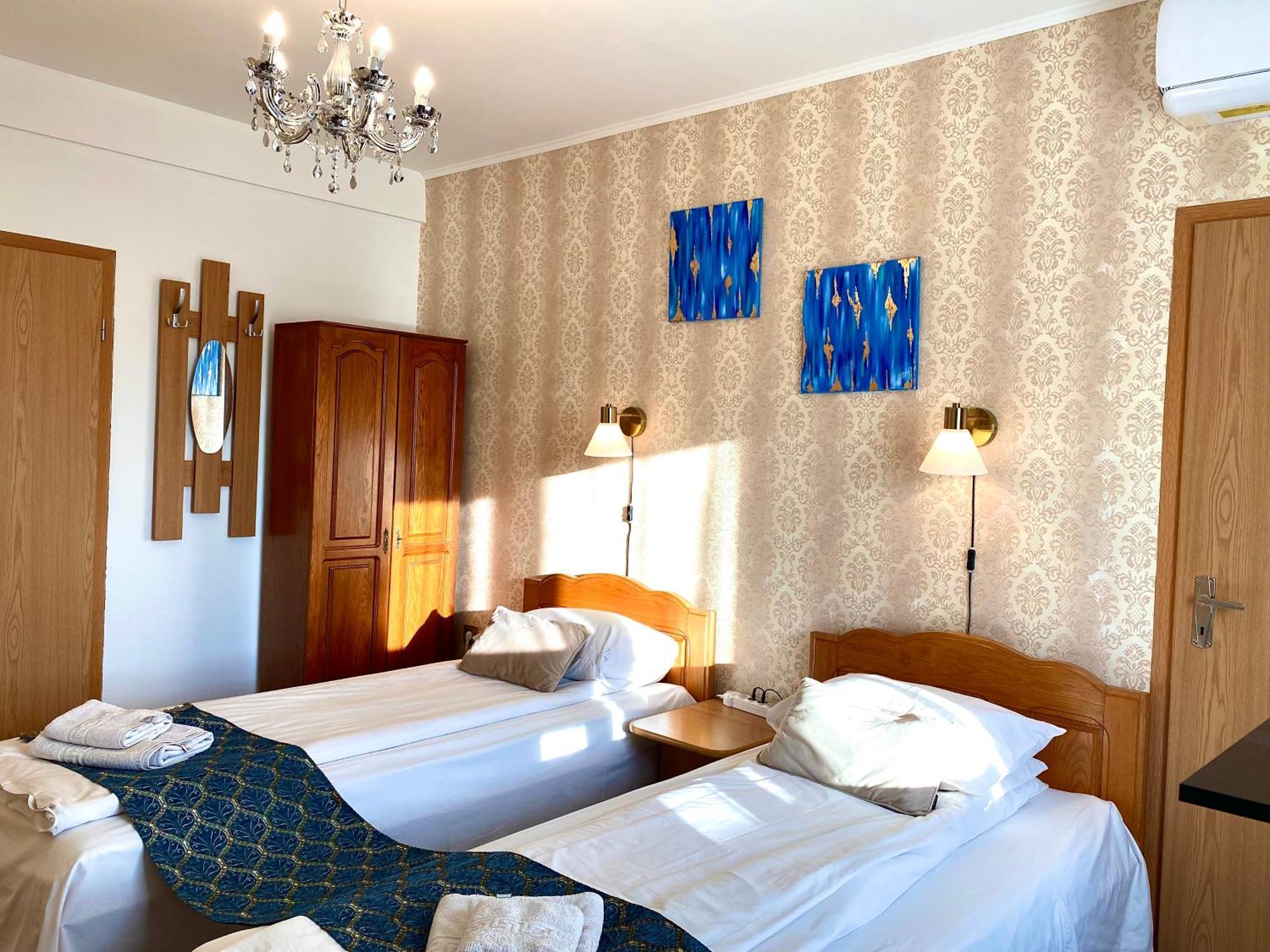 Casa Topazz Târgu Jiu Εξωτερικό φωτογραφία